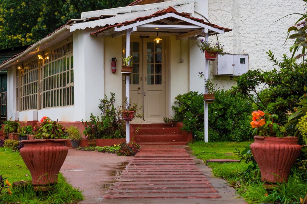 Hotel King'S Cliff à Ooty Extérieur photo