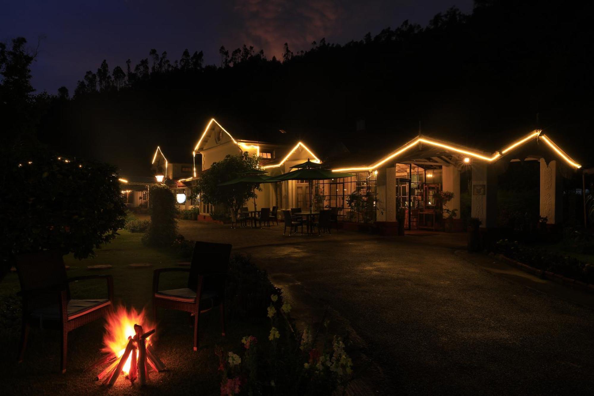 Hotel King'S Cliff à Ooty Extérieur photo