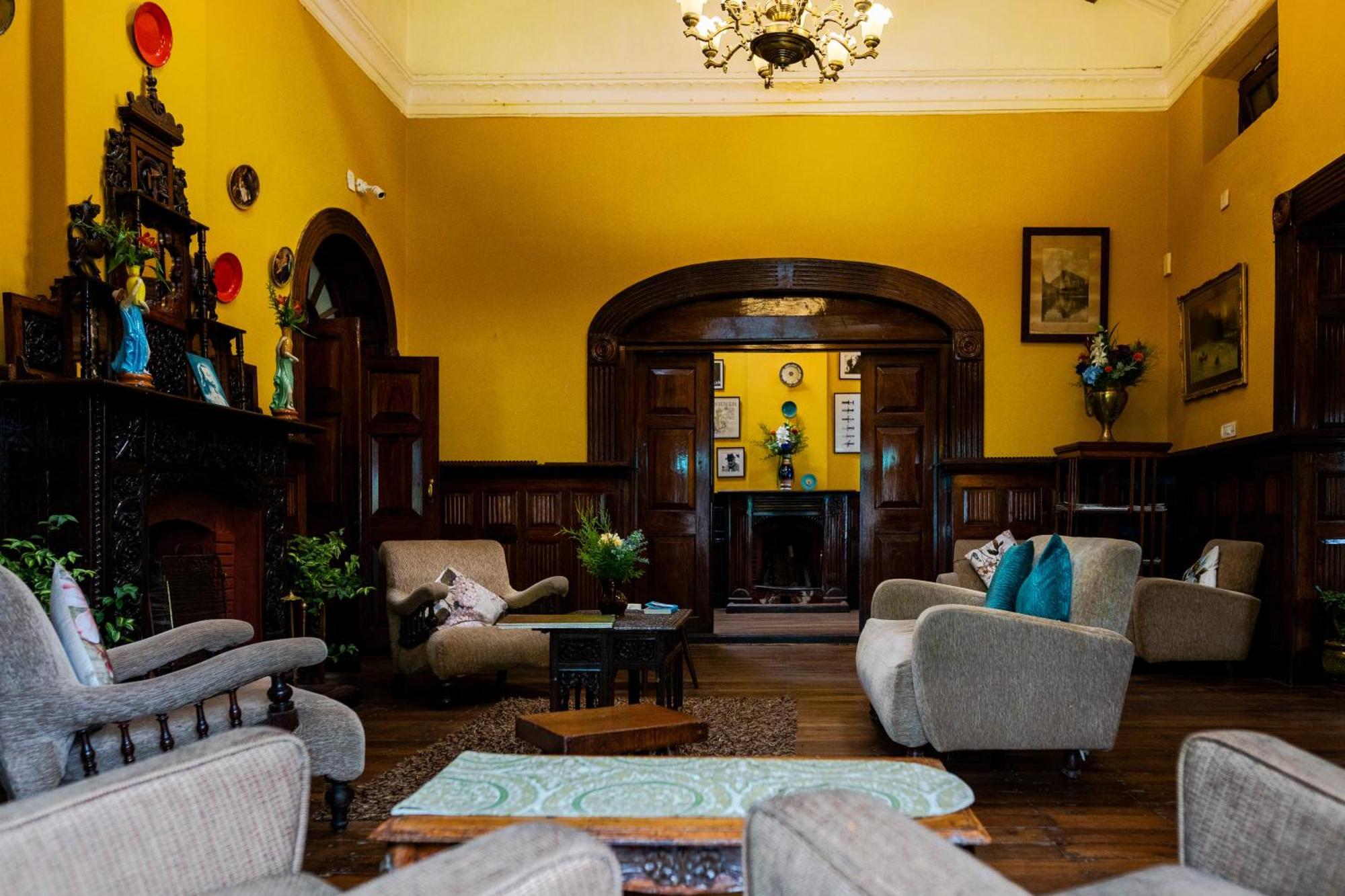 Hotel King'S Cliff à Ooty Extérieur photo
