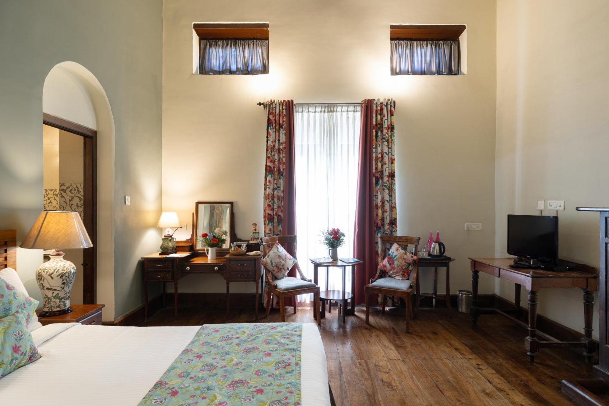 Hotel King'S Cliff à Ooty Extérieur photo