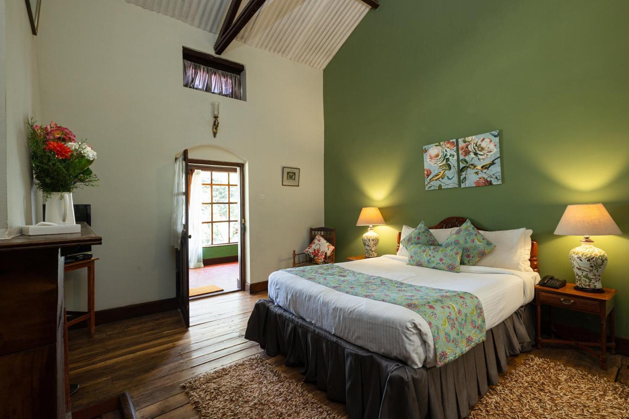Hotel King'S Cliff à Ooty Extérieur photo
